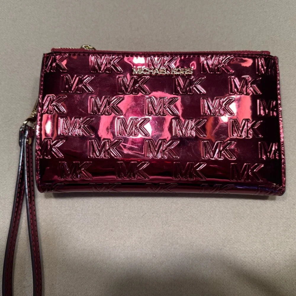 NWT MICHAEL Michael Kors Metallic Red Clutch - Picture 2 of 12